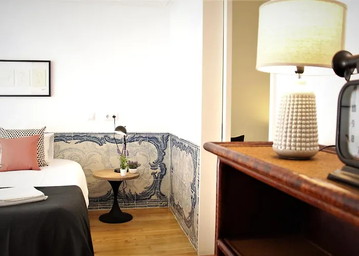 C3 Charm & Confort In Bairro Alto! 18th Century Building, Very * Lisboa