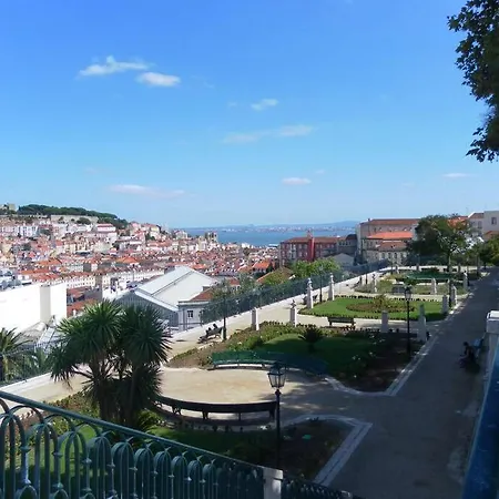 C3 Bairro Alto Cozy Romantic Loft In 18th Century Building Appartement Lissabon